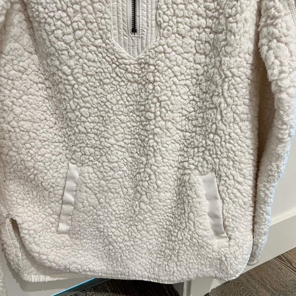 Abercrombie & Fitch Sherpa quarter-zip - Picture 4 of 9